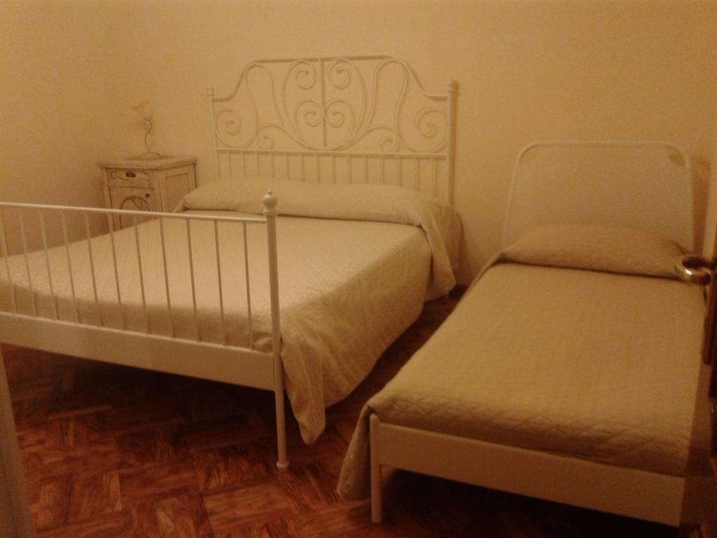 B&B Roma Per Fiera E Aeroporto Понте-Галерия Экстерьер фото