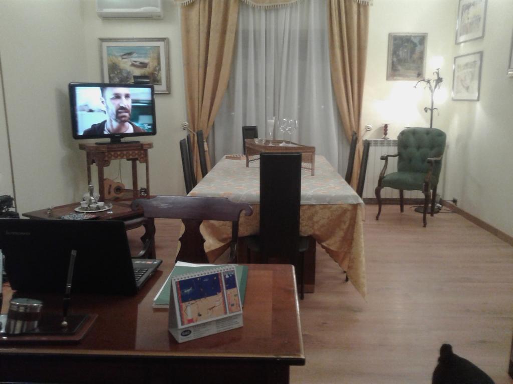 B&B Roma Per Fiera E Aeroporto Понте-Галерия Экстерьер фото
